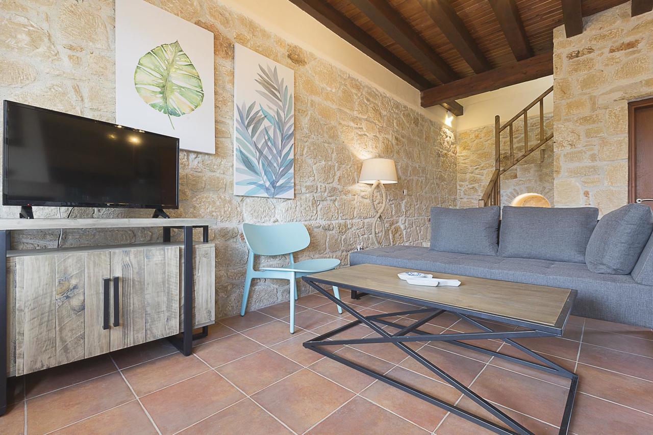 Rastoni Retreats #Feelslikehome Afytos Exterior foto